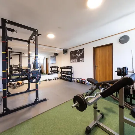 Alpenhof לינה וארוחת בוקר 3*