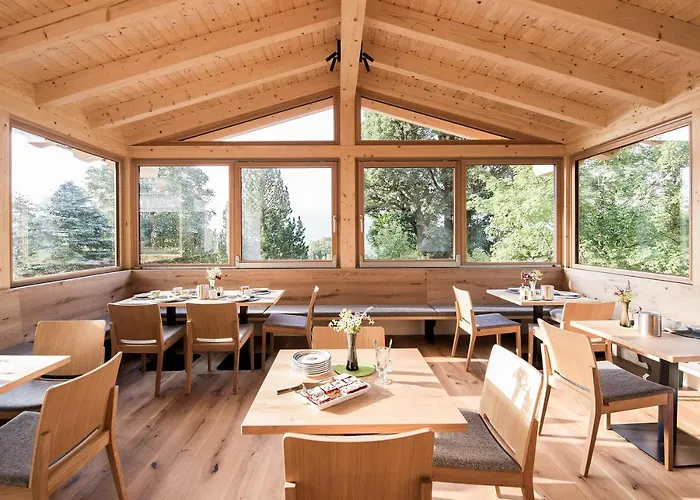 Bed & Breakfast Alpenhof 3*